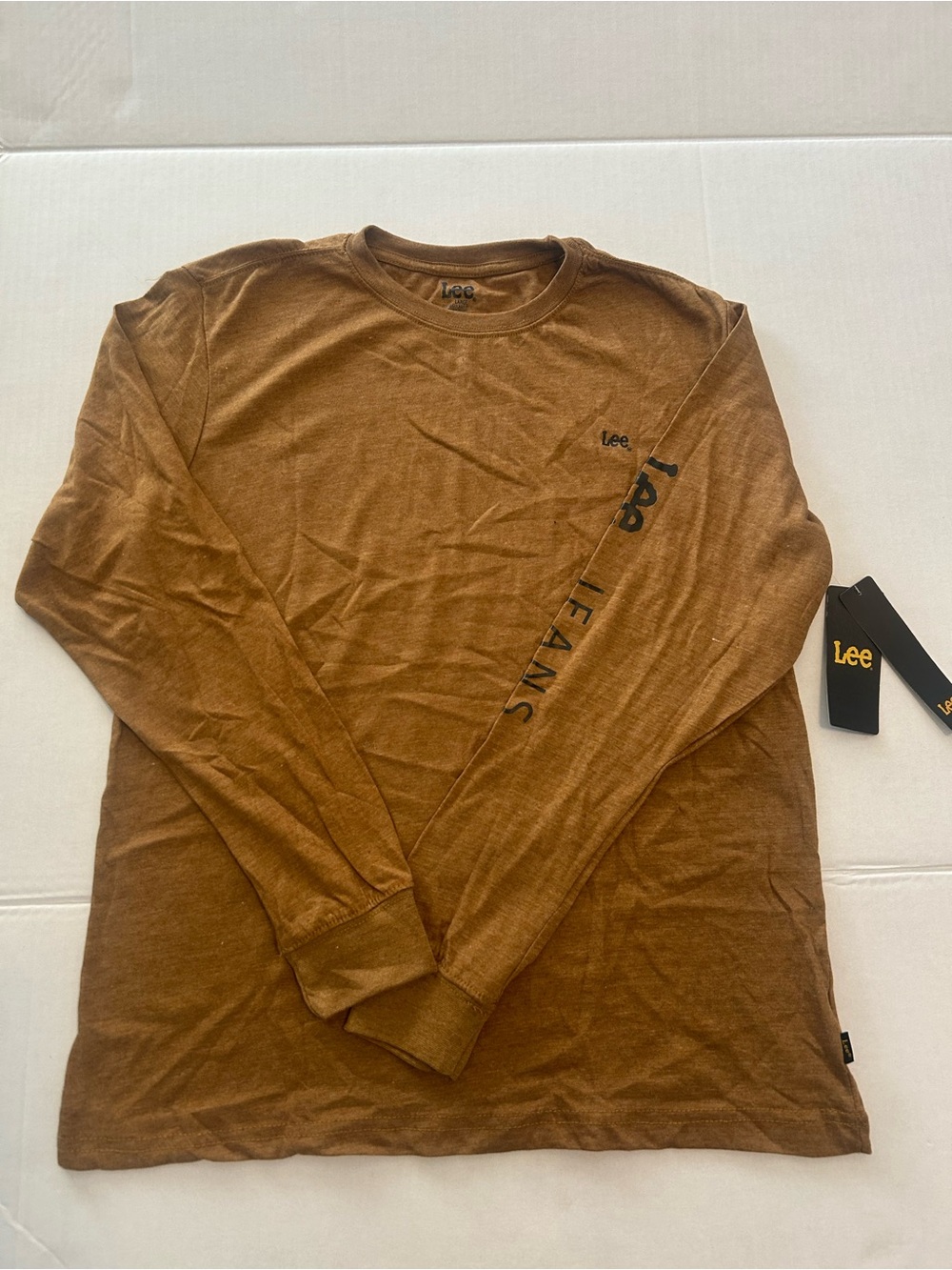 Lee Long Sleeve Crewneck Tee in Warm Brown with Sleeve Logo (A3)